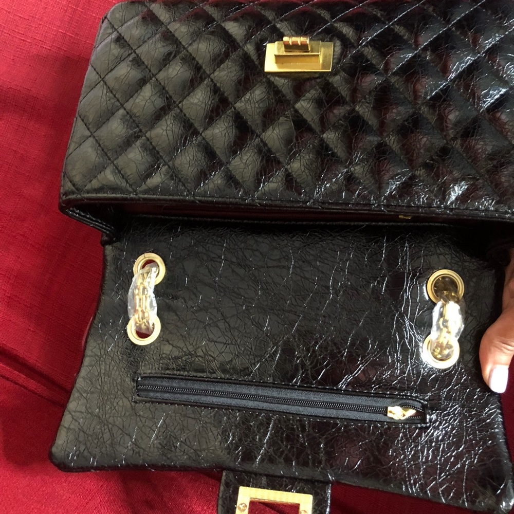 Gorgeous black bag🖤 - Picture 3 of 6